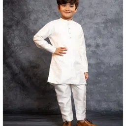 Jilmil Silk Knit Full Sleeves Solid Kurta Pyjama With Floral Printed Jacket Set - Cream image 4