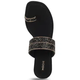 Mochi Women's Black Toe Ring Sandals image 3
