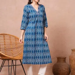 Fashor Blue Cotton Printed Three-Quarter Sleeves Kurta image 3