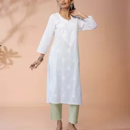 Daali White Cotton Regular Fit Embroidered Kurta-image-17