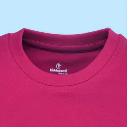 Kiddopanti Girls Fuchsia Pink Cotton Half Sleeves Printed Round Neck Tee image 3