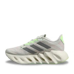 Adidas Women's SWITCH FWD Linen Green Running Shoes image 3