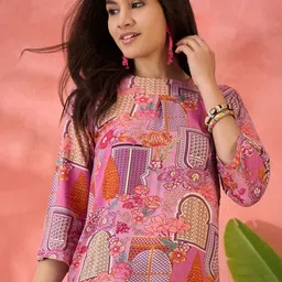 Sangria Printed Round Neck Top image 3