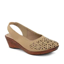 Pelle Albero Women's Beige Sling Back Sandals image 3