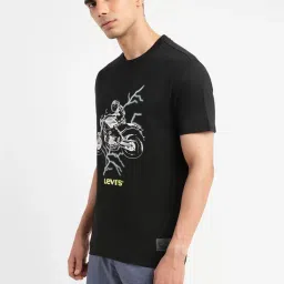 Levi's Black Slim Fit Printed T-Shirt image 3