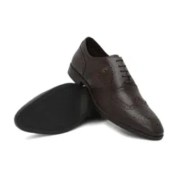 Van Heusen Men's Brown Brogue Shoes image 4