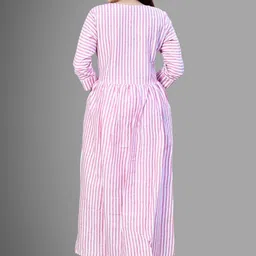 QUACLO Women Striped Kurta image 5