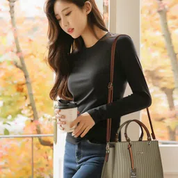 exotic Women Green Sling Bag image 3