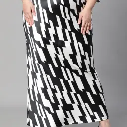 Oxolloxo Black & White Printed Maxi Skirt-picture-31