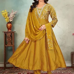 Lyzoo Embroidered Panelled Thread Work Pure Silk Kurta with Trousers & Dupatta-picture-34