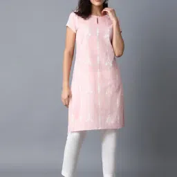 W Women Pink Floral Print Cotton Straight Kurta-image-4