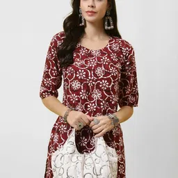 Ethnic basket Women Multicoloured Kurtas image 4