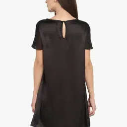 Qurvii Black Mini Shift Dress image 2