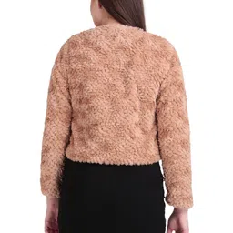 Brazo Women Lightweight Crop Jacket image 3