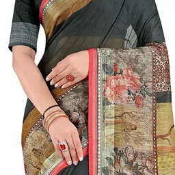 Kemza Pack Of 2 Floral Printed Patola Saree image 2