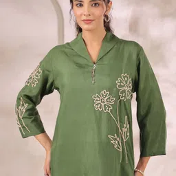 JISORA Embroidered V Neck Pure Silk Top With Palazzo Co-Ords image 3