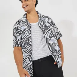 Styli Multicolored Relaxed Fit Printed Shirt image 3