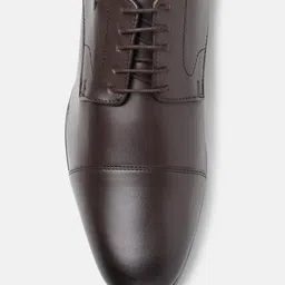 Arrow Men Pointed-Toe Formal Leather Derbys image 5