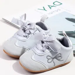 KIDLINGSS Ribbon Applique Detailed Bow Embroidered Slip On Booties - Grey-picture-16