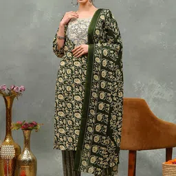 Meena Bazaar Women Floral Printed Regular Thread Work Kurta with Trousers & With Dupatta-picture-20