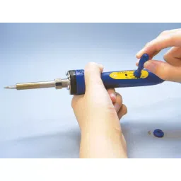 Hakko Temperature Controlled Soldering Iron 47 W, FX601-01 image 2