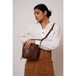 Miri Brown Hand Crafted Venice Sling Bag image 4