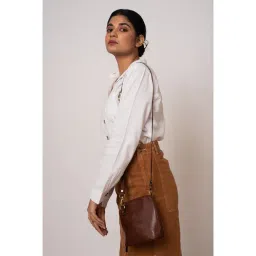 Miri Brown Hand Crafted Venice Sling Bag image 5