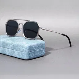 Being Better Unisex Black Lens & Silver-Toned Aviator Sunglasses with image 5