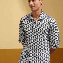 HIGHLANDER Men Slim Fit Abstract Printed Casual Shirt image 3