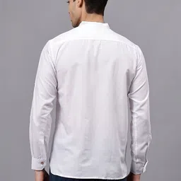 Navkanj Men Kurta image 2