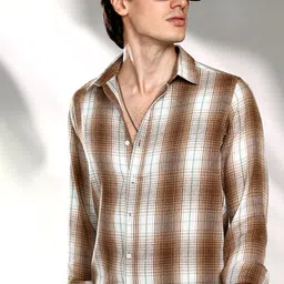 Campus Sutra Men Comfort Spread Collar Tartan Checked Cotton Casual Shirt-picture-41