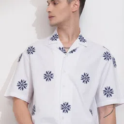 LOCOMOTIVE Men Floral Opaque Printed Casual Shirt-image-7