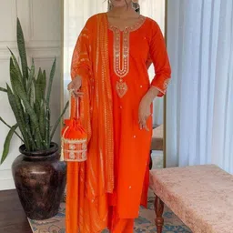 TURITY Women Ethnic Motifs Embroidered Regular Thread Work Kurta with Trousers & With Dupatta image 4