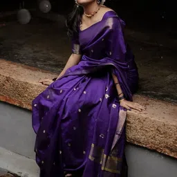 Lyzoo Woven Design Zari Pure Cotton Handloom Saree image 4