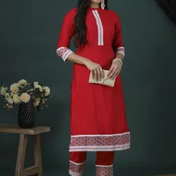 Globus Women Floral Yoke Design Regular Thread Work Kurta with Trousers-image-40