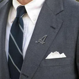 FURE Silver-Toned Plated Alloy Brooch image 2