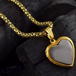ADMIER Unisex Gold-Plated Heart Shaped Photo Locket Pendant with Chain-picture-13