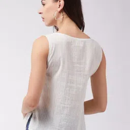 Inweave White Cotton Printed Top image 2