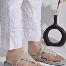 Shoetopia Women's Pink Thong Sandals-image-87