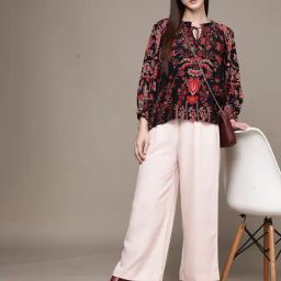 Label Ritu Kumar Black Printed Top-picture-39