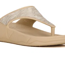 bata Women's Kafi Sandal image 5