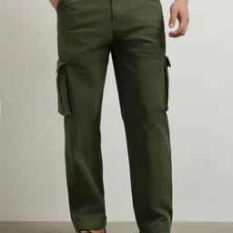nobero Men Solid Straight Fit Cargo Pants image 3