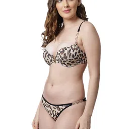 quttos PrettyCat Beautiful Plunge Bra Panty Set for Young Women image 3