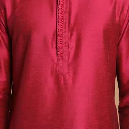 vastramay Men's Cotton Blend Kurta | Kurta for Festivals - Stylish, Comfortable, and Easy-Care - Perfect for Celebrations and Cultural Events, Navratri & Diwali image 5