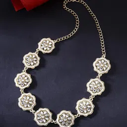 rose petals Gold Plated Traditional Floral Kundan Alloy Pearl Studded Rajasthani Sheesh Patti/Matha Patti Sheesh Phool Mathapatti for Women And Girls image 5