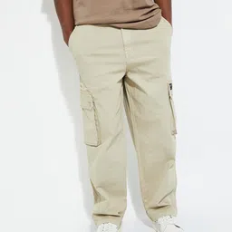 max Men's Relaxed Fit Low Rise Trouser image 3