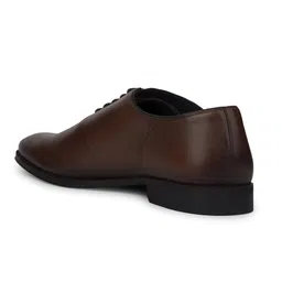 bata Men Pull On Formal Shoes image 3