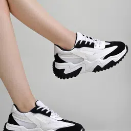 shoetopia Women's Sneakers image 4