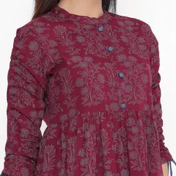 kbz Women's Rayon Floral Print Regular Wear Top image 4