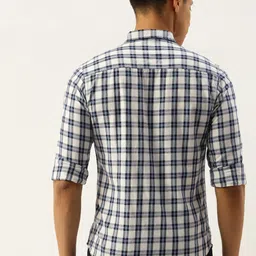 the indian garage co Men's Cotton Slim Fit Checkered Full Sleeves Spread Collar Casual Shirt image 4